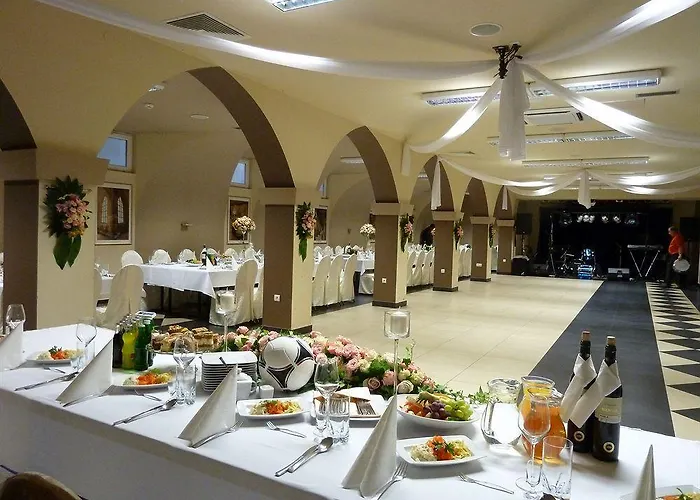 Fero Express Klimatyzowane Ac Hotel 3*