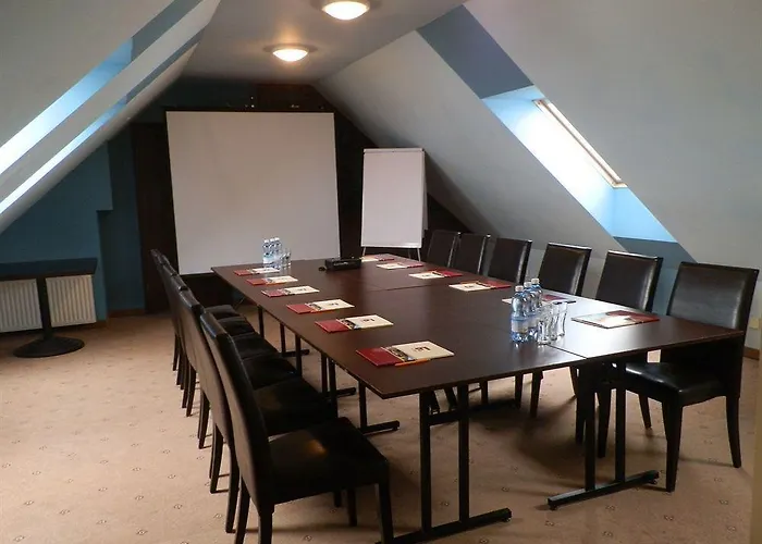 Fero Express Klimatyzowane Ac Hotel