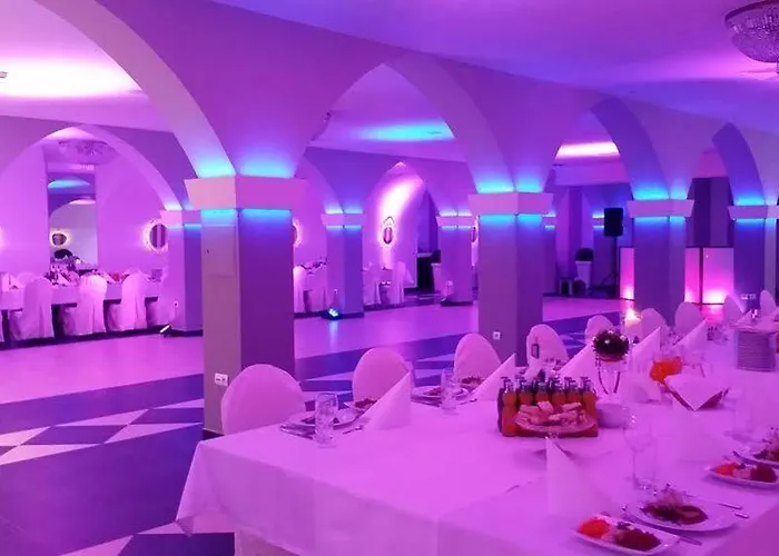 Fero Express Klimatyzowane Ac Hotel Kraków