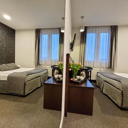 Fero Express Klimatyzowane Ac Hotel 3*