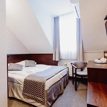 Fero Express Klimatyzowane Ac 3*