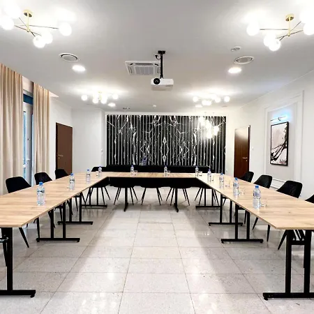 Fero Express Klimatyzowane Ac Отель