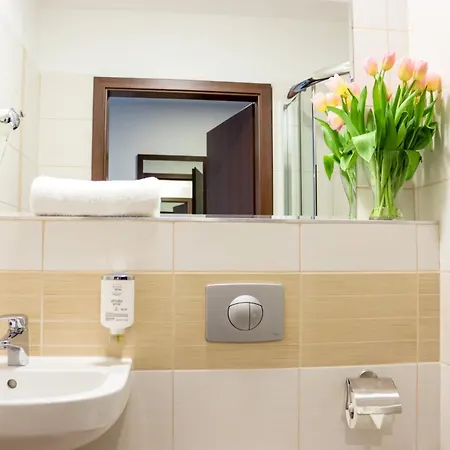 Fero Express Klimatyzowane Ac Отель