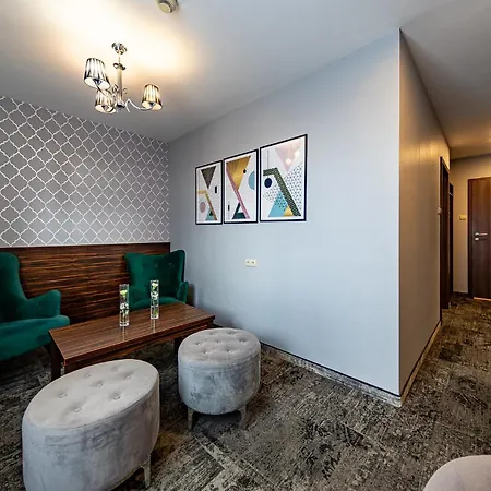Fero Express Klimatyzowane Ac 3* Kraków