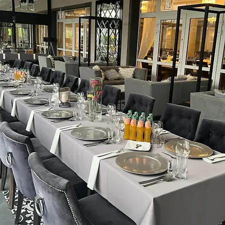 Fero Express Klimatyzowane Ac Hotel 3*