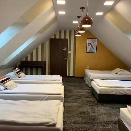 Fero Express Klimatyzowane Ac Hotel Kraków