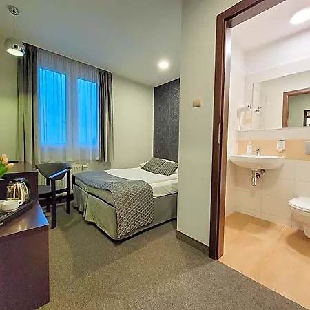 Hotel Fero Express Klimatyzowane Ac 3*