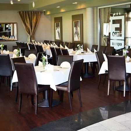 Отель Fero Express Klimatyzowane Ac