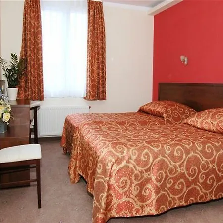 Fero Express Klimatyzowane Ac Отель