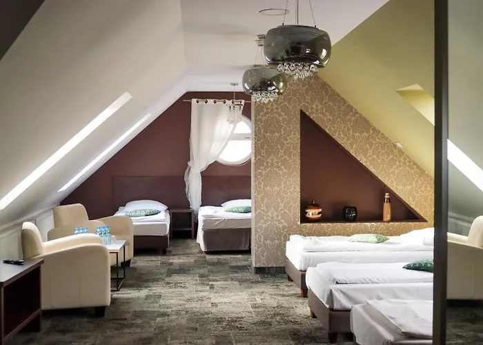 Fero Express Klimatyzowane Ac Otel 3*