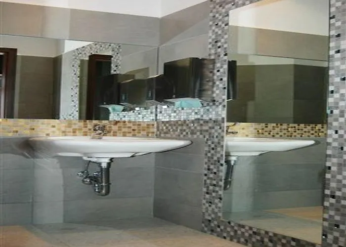 Fero Express Klimatyzowane Ac Otel