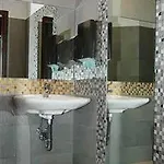 Fero Express Klimatyzowane Ac 3* Krakau